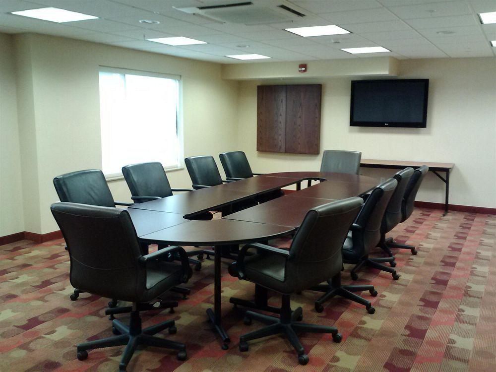 Towneplace Suites By Marriott Scranton Wilkes-Barre Moosic Exterior foto