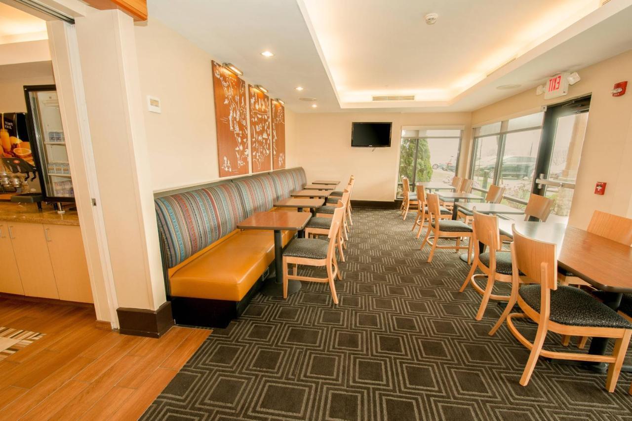 Towneplace Suites By Marriott Scranton Wilkes-Barre Moosic Exterior foto