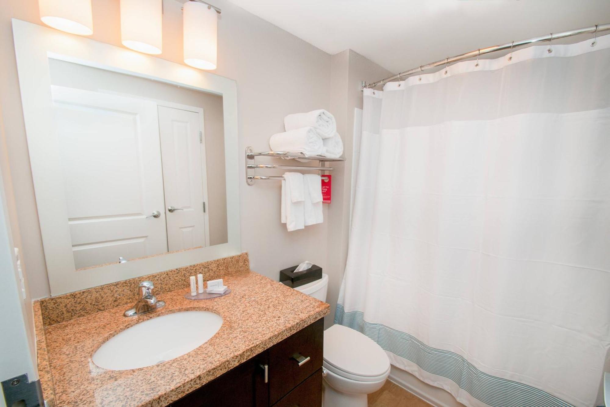 Towneplace Suites By Marriott Scranton Wilkes-Barre Moosic Exterior foto